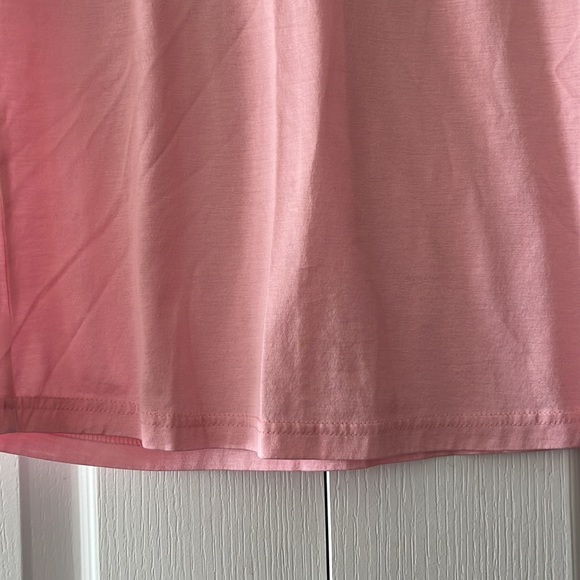 - EUC Brooks Brothers tshirt - Picture 5 of 10